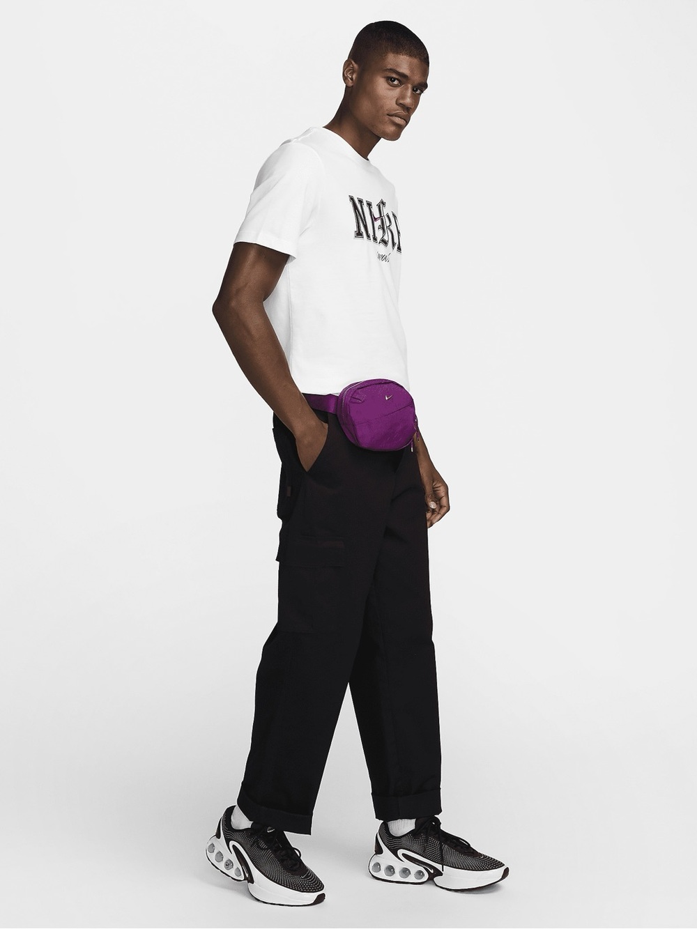 Nike Aura Crossbody Bag (2L) Viotech HM6120-503 - Picture 15 of 16